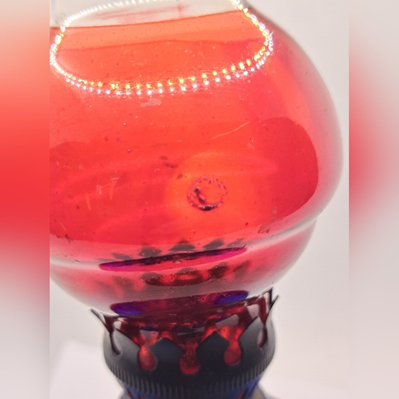 Vintage Cobalt Blue and Ruby Red Oil Lamp. - Picture 4 of 6